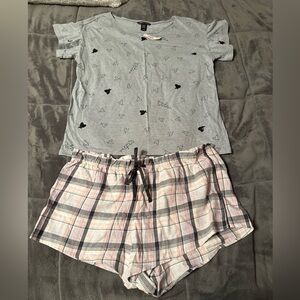 NWT Victoria’s Secret Short PJ Set. Top Medium, Bottoms Large